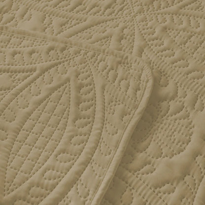 BEIGE QUILTED BEDSPREAD SET(flower)